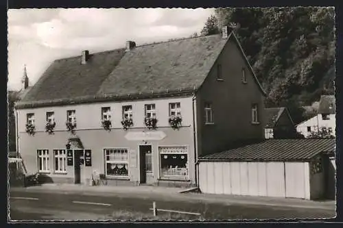 AK Virneburg, Gasthaus und Pension Zum goldenen Hering Michael Schmitt