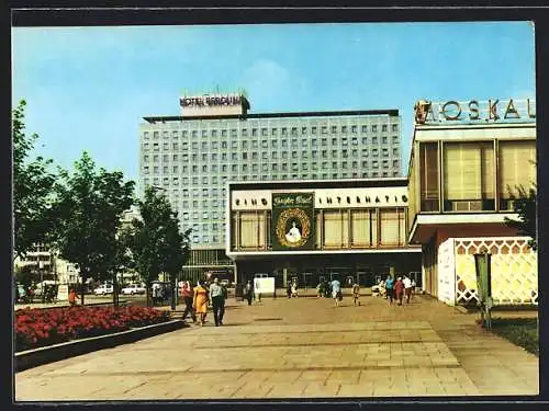 AK Berlin, moderne Architektur, das Hotel Berolina vom Kino International gesehen