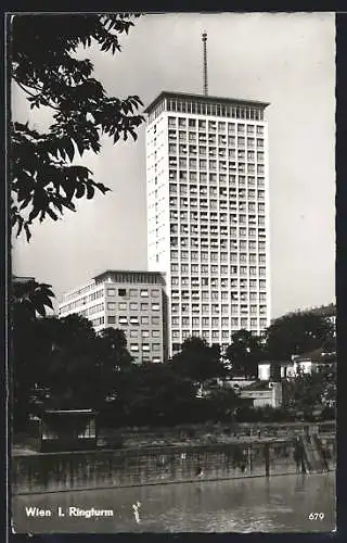 AK Wien, Blick auf den Ringturm