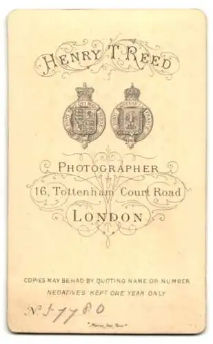 Fotografie Henry T. Reed, London, 16, Tottenham Court Road, Bürgerlicher Herr mit Schnauzbart