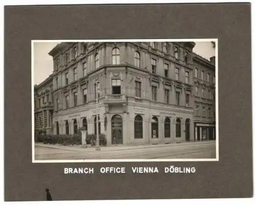 Fotografie unbekannter Fotograf, Ansicht Wien-Döbling, Filiale der Mercurband in Diebling, Branch Office, Wechselstube