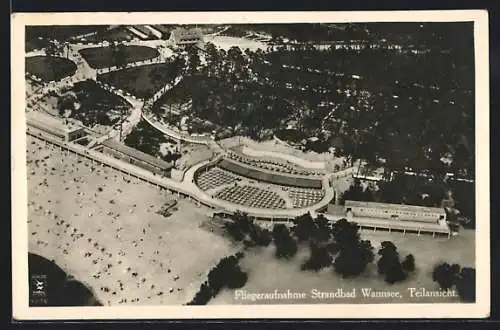 AK Berlin-Wannsee, Blick von oben auf das Strandbad