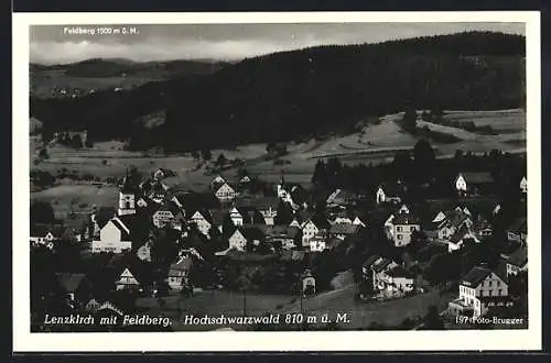 AK Lenzkirch /Hochschwarzwald, Teilansicht mit Feldberg