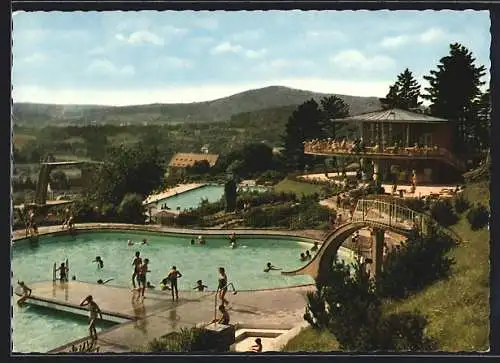 AK Bad Kissingen, Badende im Terrassen-Schwimmbad