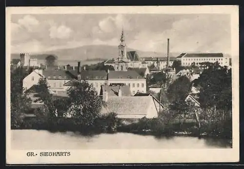 AK Gr.-Siegharts, Teilansicht über den Fluss mit der Kirche