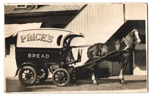 Fotografie unbekannter Fotograf, Ansicht Leeds-Headingley, LKW`s der Firma Price Brothers Bakers