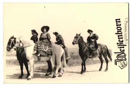 7 Fotografien Hennig, Ansicht Weissenborn, 800 Jahrfeier, Hochrad, Fahrrad, Trachtengruppe