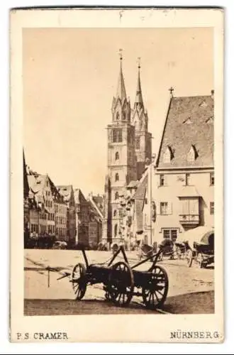 Fotografie P. S. Cramer, Nürnberg, Ansicht Nürnberg, Strassenpartie mit Blick nach der Lorenzkirche