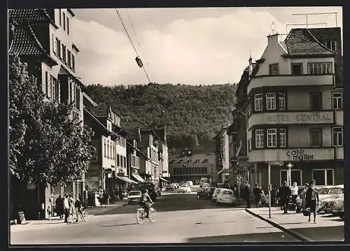 AK Ebingen auf der Schwäbischen Alb, Bahnhofstrasse mit Hotel Central und Cafe Müller, VW-Käfer