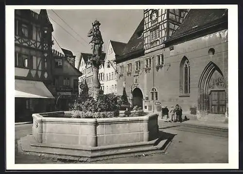 Foto-AK Deutscher Kunstverlag, Nr. 2: Reutlingen, Marktplatz, Maximiliansbrunnen