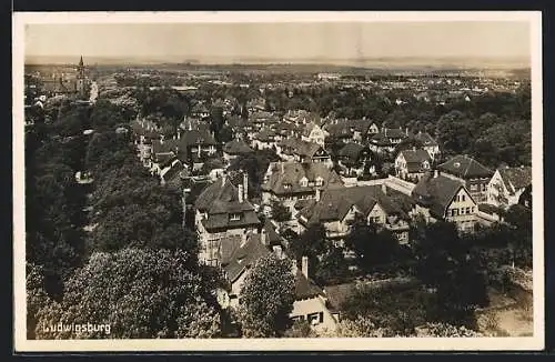 AK Ludwigsburg / W., Totalansicht aus der Vogelschau