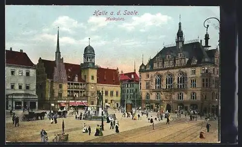 AK Halle a. d. Saale, Passanten auf dem Marktplatz