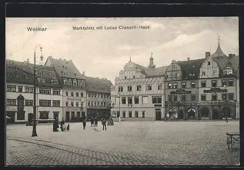 AK Weimar / Thür., Marktplatz mit Lucas Cranach-Haus