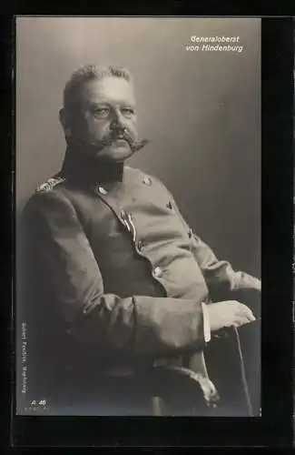 Foto-AK Generaloberst Paul von Hindenburg in Uniform