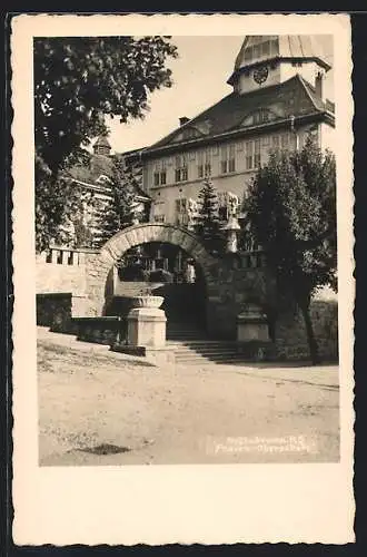 AK Hollabrunn /N. Ö., Frauen-Oberschule, Eingang
