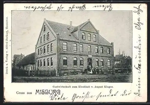 AK Misburg, Gasthaus zum Kleeblatt August Klages, mit kleiner Versammlung