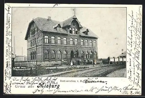 AK Misburg, Gasthaus H. Schrader mit Strasse und Fabrikgebäude