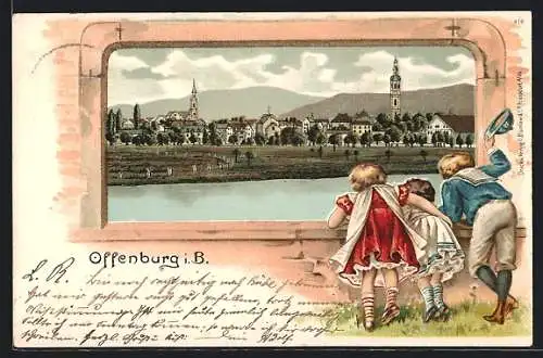 Passepartout-Lithographie Offenburg i. B., Stadtansicht mit Flusspartie, Drei Kinder am Fenster