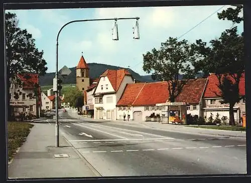 AK Albstadt-Truchtelfingen, Strassenpartie mit Gasthof z. Sonne und Blick zur Kirche