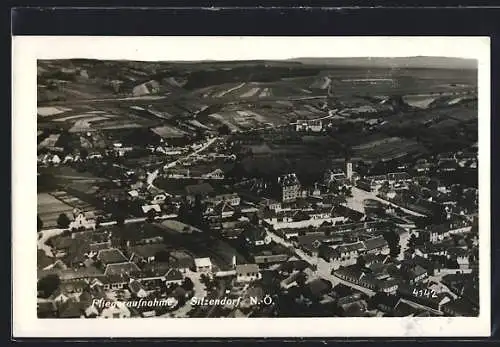 AK Sitzendorf /N.-Ö., Ortsansicht vom Flugzeug aus