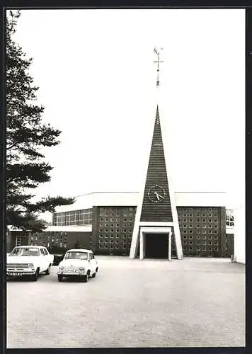 AK Ahlhorn, Parkplatz vor der Katholischen Kirche