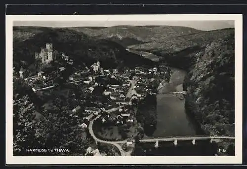 AK Hardegg a. d. Thaya, Ortsansicht mit Burg