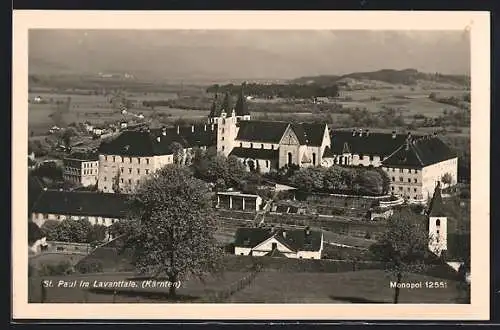 AK St. Paul, Gesamtansicht des Ortes mit Kirche