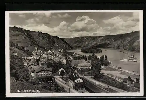 AK Bacharach a. Rh., Ortsansicht mit dem Hotel Herbrecht