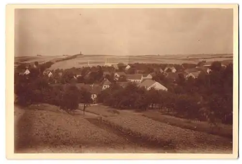Fotografie unbekannter Fotograf, Ansicht Zeithain, Panorama der Ortschaft