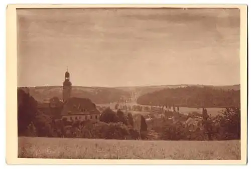 Fotografie unbekannter Fotograf, Ansicht Schieritz, Ortsansicht mit Schloss