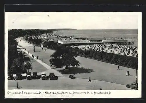 AK Warnemünde, Blick vom Kurhaus auf Promenade und Familienbad