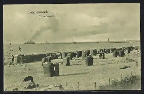 AK Warnemünde, Strandleben mit Dampfer