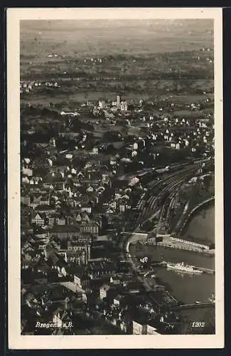 AK Bregenz a. B., Teilansicht mit Hafen und Bahnhof, Fliegeraufnahme