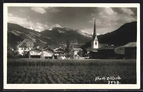 AK Stumm /Zillertal, Ortspartie mit Kirche