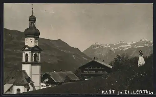 AK Hart im Zillertal, Panorama mit Kirche
