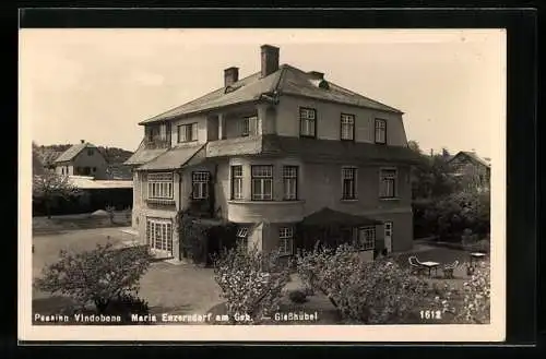 AK Maria Enzersdorf am Geb., Pension Vindobona mit Garten