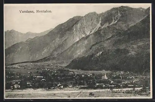 AK Vandans /Montafon, Ortsansicht gegen die Berge