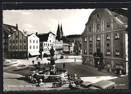 AK Eichstätt /Bay., Marktplatz mit Blick zum Dom