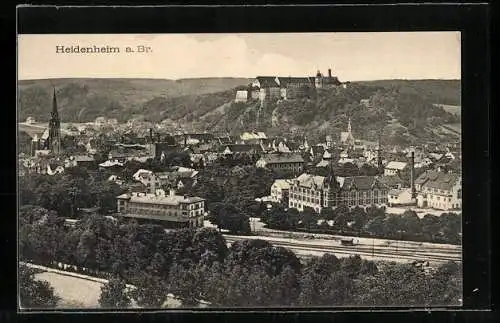 AK Heidenheim a. Br., Gesamtansicht mit Schloss und Bahnhof