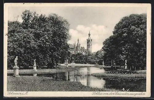 AK Schwerin i. M., Schloss von den Cascaden gesehen