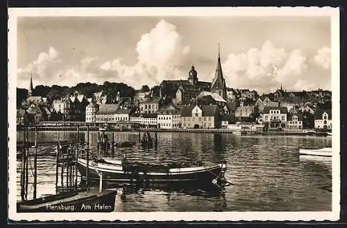 AK Flensburg /Nordmark, Uferpartie mit Booten