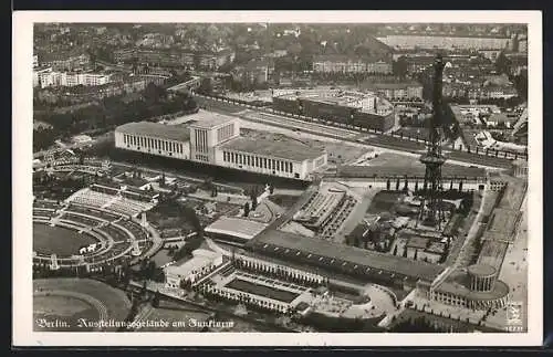 AK Berlin-Charlottenburg, Ausstellungsgelände am Funkturm, Fliegeraufnahme