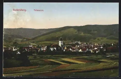 AK Rudersberg im Wieslauftal, Ortsansicht mit Feldern und Bergen