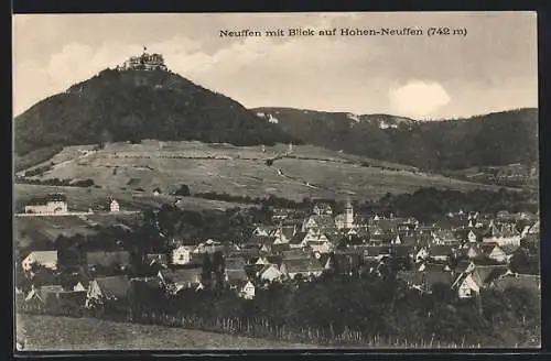 AK Neuffen, Ortsansicht, Blick auf Festung Hohen-Neuffen
