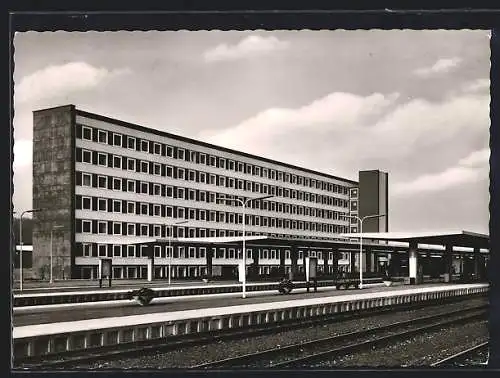 AK Braunschweig, Hauptbahnhof, Blick von den Bahnsteigen