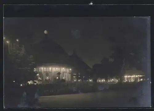 AK München, Deutsche Gewerbeschau 1922, Festgebäude bei Nacht