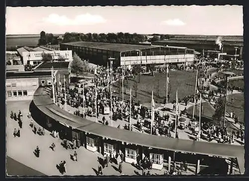 AK Hannover, Deutsche Industrie-Messe 1959, Eingang zum Messegelände aus der Vogelschau