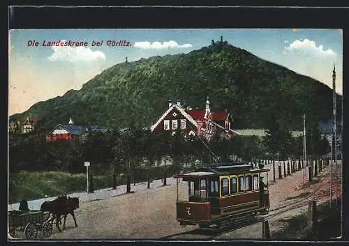 AK Görlitz, Ortspartie mit Strassenbahn und Blick zur Landeskrone
