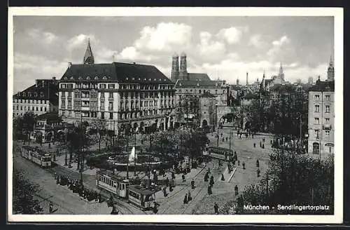 AK München, Sendlingertorplatz mit Strassenbahnen aus der Vogelschau