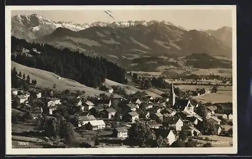 AK Burgberg / Allgäu, Ortsansicht aus der Vogelschau mit Daumen und Nebelhorn